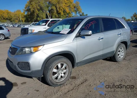 2011 Kia Sorento Lx z USA, uszkodzony, nr VIN 5XYKTCA10BG176701